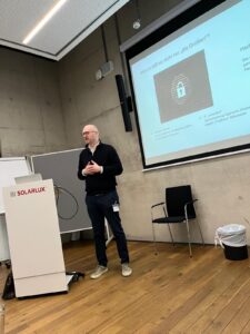 Fokus aufs Kerngeschäft Weniger Ausfälle Mehr Sicherheit Klare Kosten Planbarkeit Entlastung der Mitarbeiter Schnelle Reaktionszeiten Transparenz Zukunftssicherheit